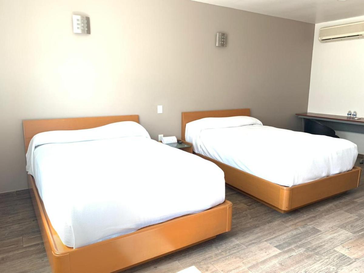 Hotel Alcazar Poza Rica Eksteriør bilde